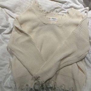 Like new sweater